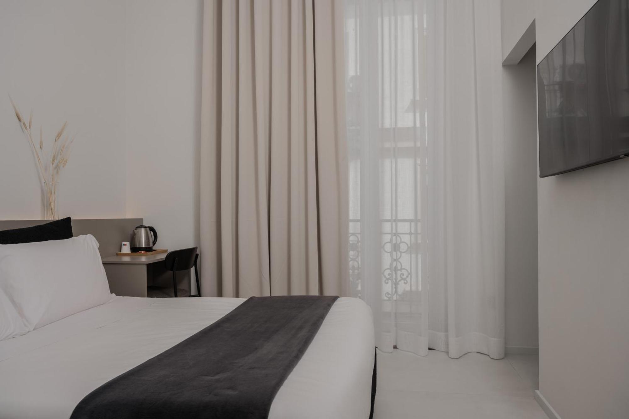 Iodis Relais Hotel Napels Buitenkant foto
